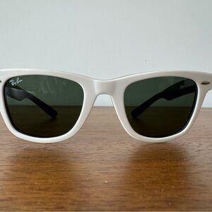 Ray-Ban Sunglasses Original Wayfarer.